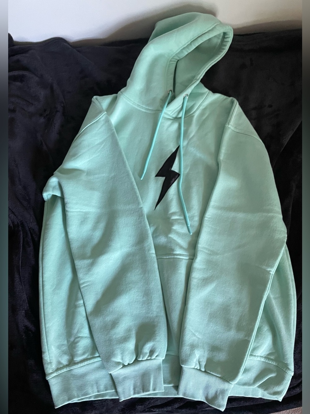 Men's Mint Green Lightning Bolt Hoodie - Brand Unspecified - Picture 2 of 4